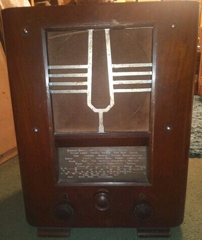 French Valve Radio