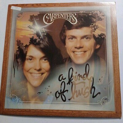 THE CARPENTERS: THERE'S A KIND HUSH VINYL ALBUM (ORIGINAL 1976) FREE DELIVERY