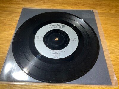SALE---CHRISTMAS CRACKER -VARIOUS ARTISTS-- 7" vinyl free post