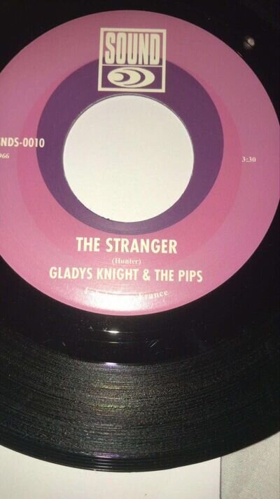 Gladys Knight & Pips - The Stranger / The Marvelettes - I’ll Keep Holding On