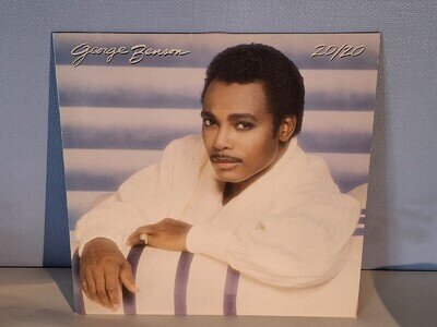 George Benson 20/20 : Vinyl LP Record In Excellent Condition. (NM / NM)
