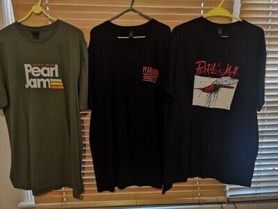 Pearl Jam Shirt set XL New Dark Matter Tour 2024 Manchester vinyl poster shirt