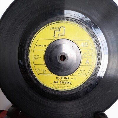 Ray Stevens - The Streak 7" Vinyl Single Record