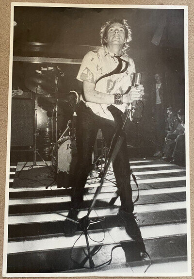 JOHNNY ROTTEN JOHN LYDON LARGE VINTAGE PHOTO POSTER 20X30INCH SEX PISTOLS P.I.L