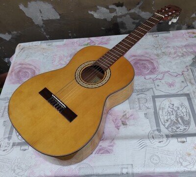 UHPKHQ - Carl Hellweg Junior 3 Guitar - Vintage