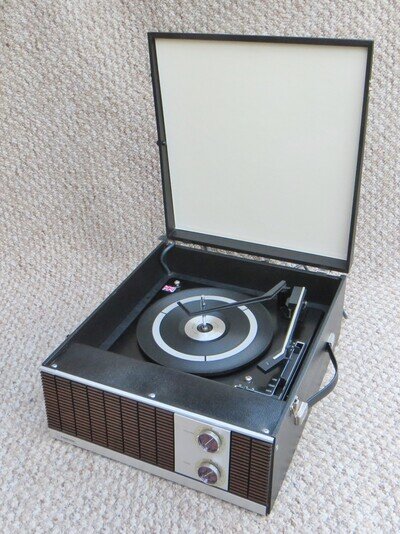 SUPERB FERGUSON 3050 VINTAGE RECORD PLAYER - FULLY SERVICED & RESTORED