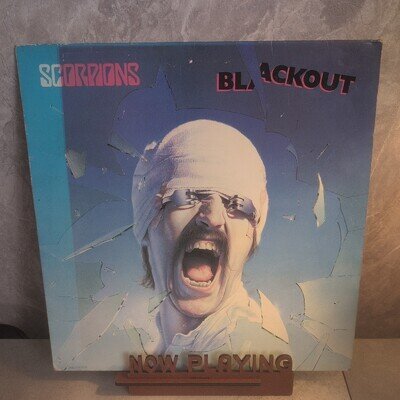 Scorpions – Blackout -HARVEST SHVL 823-UK-Vinyl-LP-Record -1982 VG+