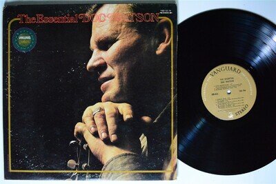 DOC WATSON The Essential Doc Watson VANGUARD 2xLP VG++ gatefold