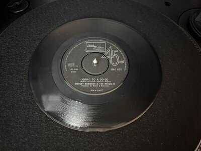 Smokey Robinson Going To A Go Go UK Reissue 7” Vinyl Record VG