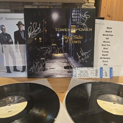 *SIGNED* Tower Of Power - Soul Side of Town (2018) 2 LP Vinyl w/ Extras EX/EX
