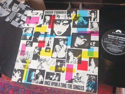 SIOUXSIE & THE BANSHEES- Once Upon A Time/The Singles, ORIG 1981 UK LP / inner
