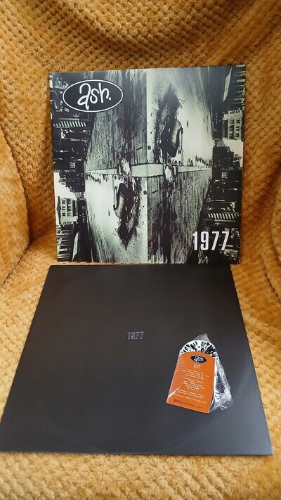 Ash - 1977 - Limited Edition White & Black Splatter 2022 Reissue 12" Vinyl
