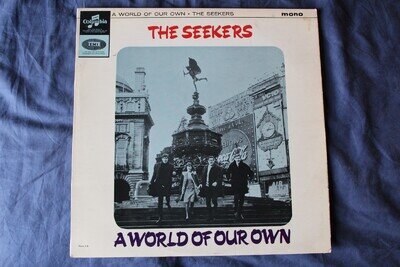 4 The Seekers vinyl + 1 The New Seekers - good condition, worn sleeve, untested