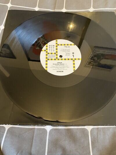 Vixen 1988 12 Inch Single Cryin In Very Good Condition