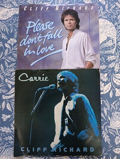 Cliff Richard - 2 x Vinyl Singles 45rpm