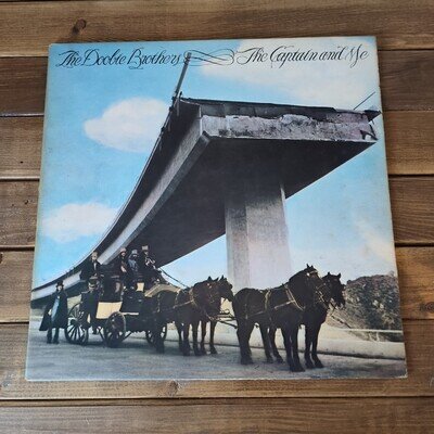 THE DOOBIE BROTHERS - THE CAPTAIN AND ME - 12” VINYL LP