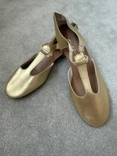 Katz Dancewear Gold Character Dance Shoes UK 6.5 – BNWT