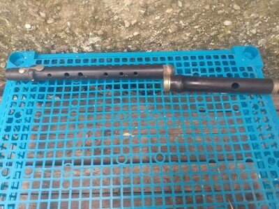 Antique Flute "IMPROVED LONDON" inscription. Reparable. Single key,