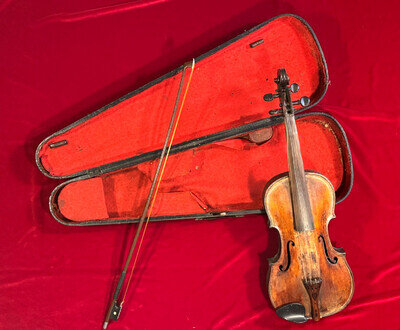 STRIKING ANTIQUE CIRCA 1880S DAVID HOPF BRANDED GERMAN VIOLIN