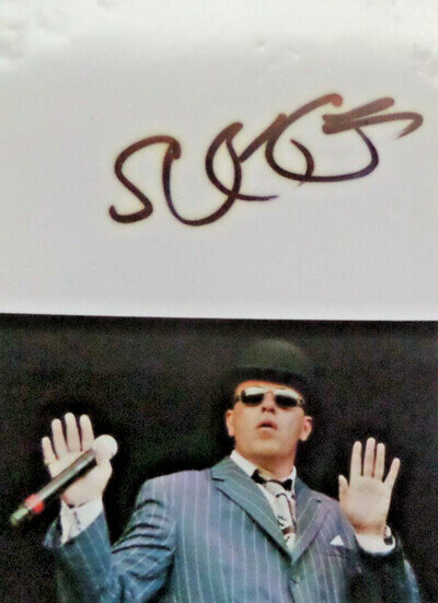 SUGGS OF MADNESS, AUTOGRAPH.