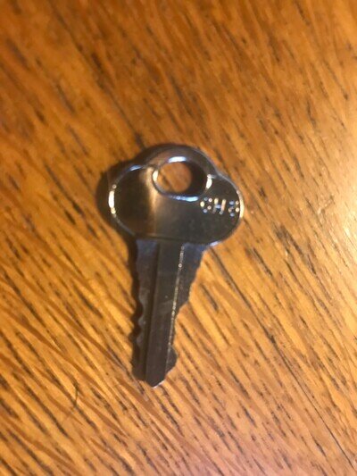 SEEBURG KD , L101, 161 AND 201 JUKEBOX KEY . NUMBER F313.