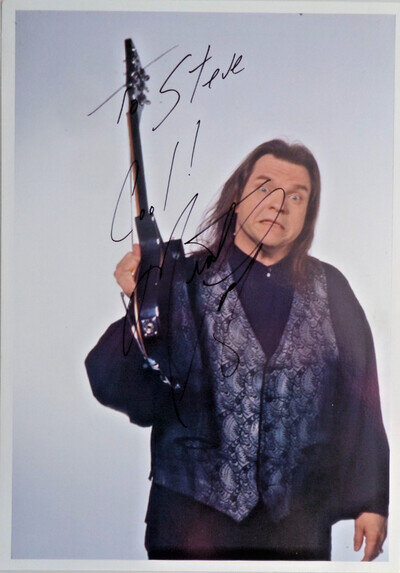 MEATLOAF AUTOGRAPHED A4 PHOTOGRAPH.