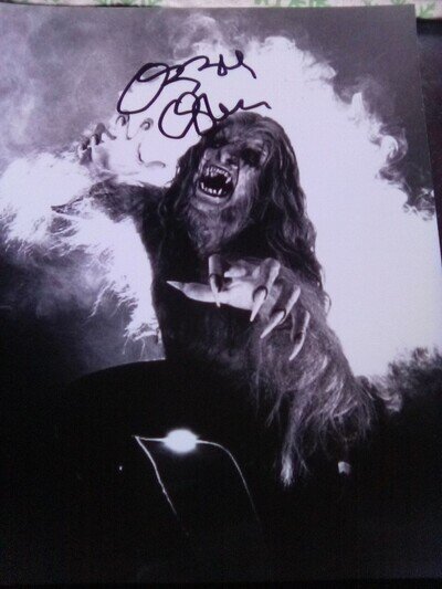 OZZY OSBOURNE 8 X 10 AUTOGRAPH PHOTO BARK AT THE MOON
