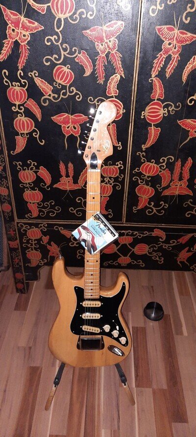Life HFS-2N Strat Copy 70s Vintage Blonde Meinl/Sammick New Fender Bulett String