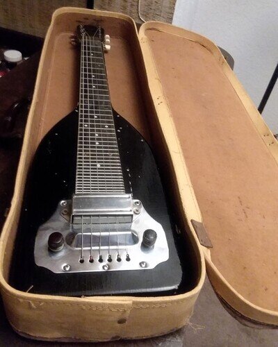 Vintage Electric 6-String Lap Steel Art Deco Guitar with original case 40's-50's