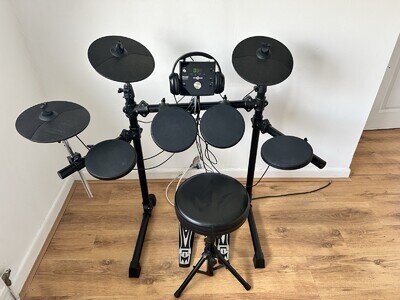 Gear4Music digital drums 400 compact electronic drum kit