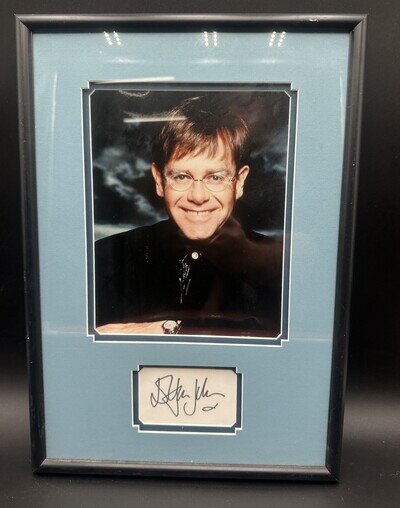 ELTON JOHN SIGNED GENUINE AUTOGRAPH Early Photo COA ELTON JOHN