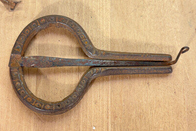 Vintage Jaw Harp, Made In England, Antique Mouth Instrument Jew's Harp 4"l