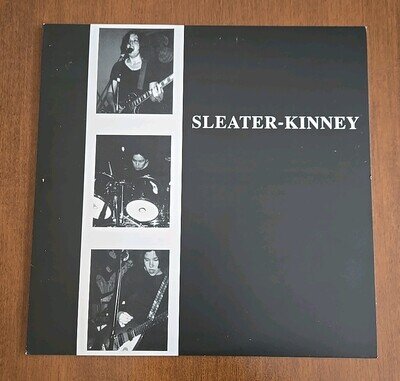 Sleater Kinney Self-Titled 10 Inch Mini Album 1995 Villa Villakula Punk