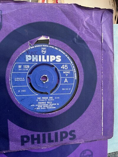 FRANKIE VALLI " The Proud one. . 7” vinyl. 1966. Philips records.