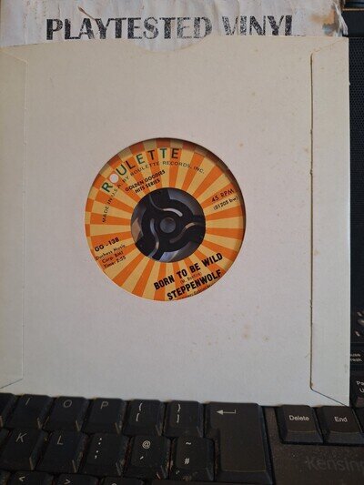 STEPPENWOLF BORN TO BE WILD (EASY RIDER) MAGIC CARPET RIDE US EX- VINYL 7"