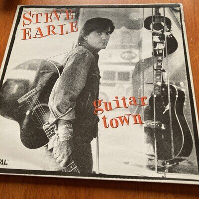 Steve Earle - Guitar Town - MCF 3335 - Vinyl LP. 1st Pressing 1986 VGC