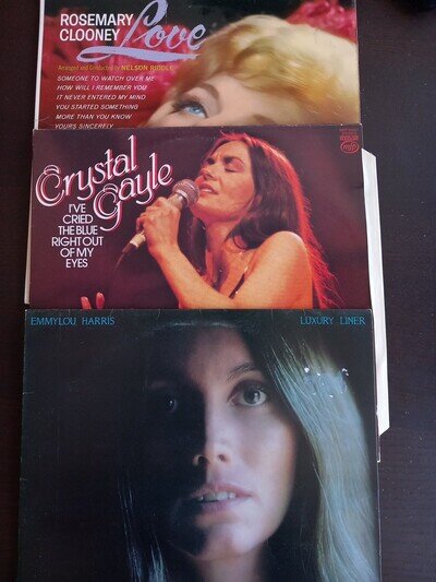 Vinyl Bundle 3 X Female Singers. Emmylou Harris Crystal Gayle Rosemary Clooney