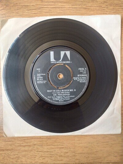 Dr. Feelgood – Riot in Cell Block No. 9 (1976) UK 7″ Vinyl Single