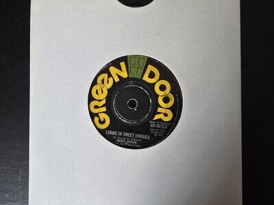 1971 Jackie Brown - Living In Sweet Jamaica / Version (GD 4015) 7" Single