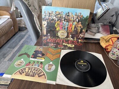 The Beatles SGT PEPPERS LONELY HEARTS CLUB BAND 1969 1ST UK MONO VG+/VG+