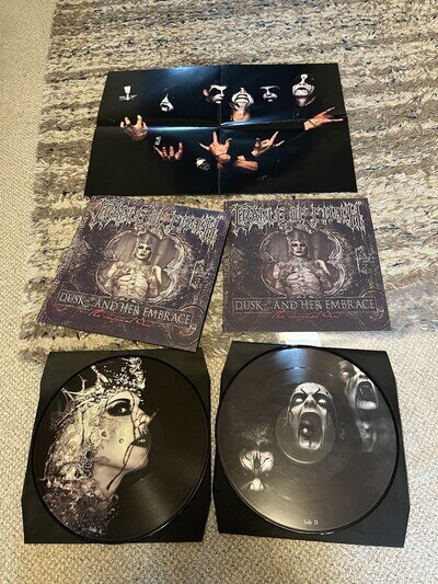 Cradle of Filth Dusk Her Embrace Remastered 2LP with Poster and Booklet