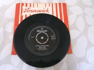 THE CHI-LITES - THE DEVIL IS DOING HIS WORK (7" SINGLE)