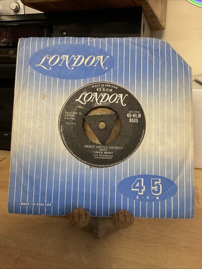 Chuck Berry Sweet Little Sixteen London UK 1958 Tri-Centre Record 45-HL-M 8585