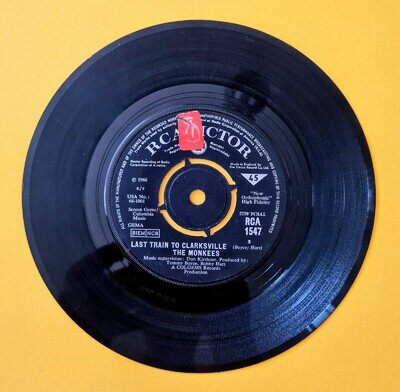 Last Train To Clarksville / Take A Giant Step / The Monkees 7'' Vinyl.
