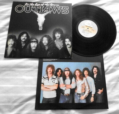 OUTLAWS : IN THE EYE OF THE STORM : 1979 U.S.A. ARISTA LABEL L.P