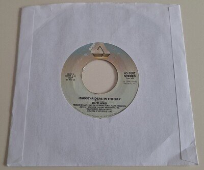 OUTLAWS - GHOST RIDERS IN THE SKY VINYL 45. PLAYS EXCELLENT. USA ISSUE.