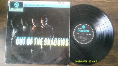 The Shadows - Out Of The Shadows - UK MONO Vinyl LP
