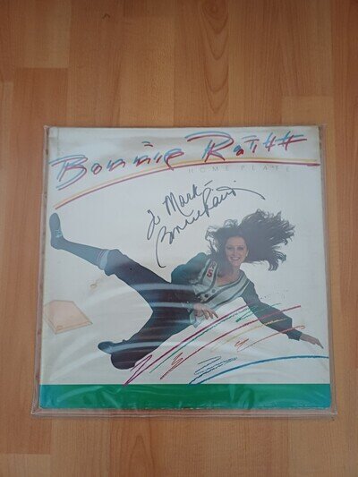 BONNIE RAITT collectable vinyl album