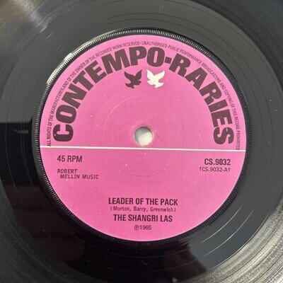 The Shangri Las - Leader Of The Pack Contempo CS.9032 1975 UK Translucent 7”