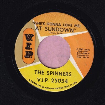 The Spinners " ( She's Gonna Love Me ) At Sundown " V.I.P. Northern / Soul